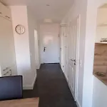 2 Wohnung, Wallbox, Balkon, Zentral *