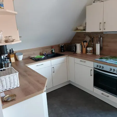2 Wohnung, Wallbox, Balkon, Zentral Appartement *