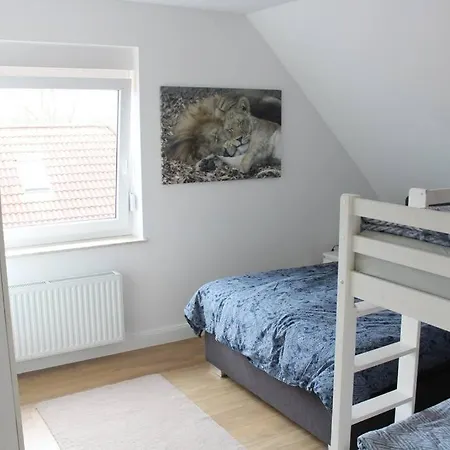 2 Wohnung, Wallbox, Balkon, Zentral Appartement *