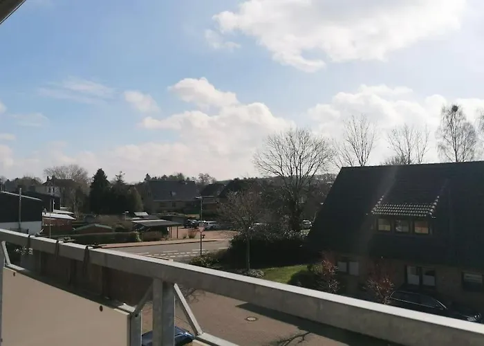 2 Wohnung, Wallbox, Balkon, Zentral *