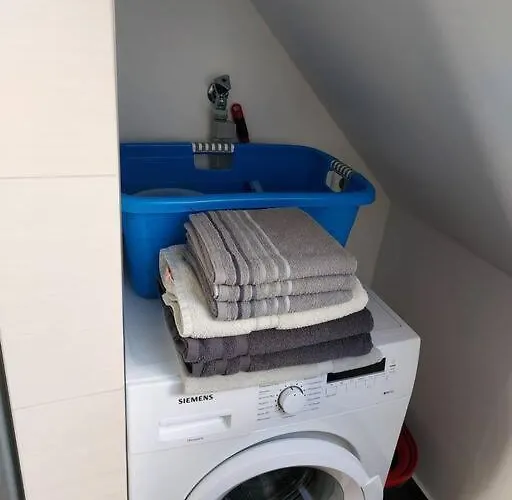 Appartamento 2 Wohnung, Wallbox, Balkon, Zentral